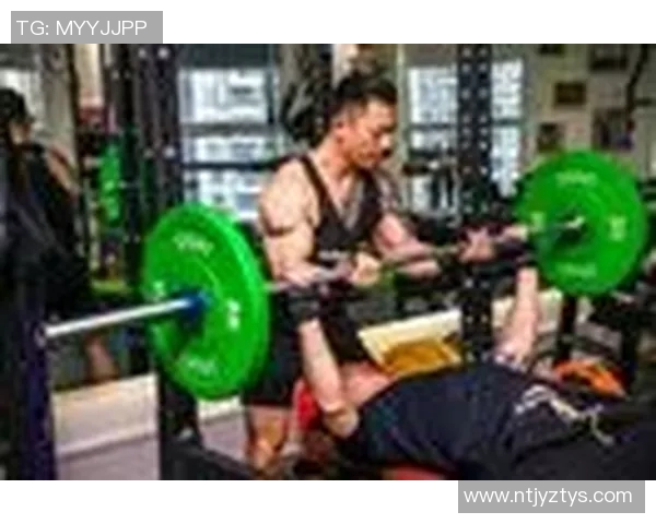 武汉篮球队在大师赛中的力量展现与战术分析深度点评