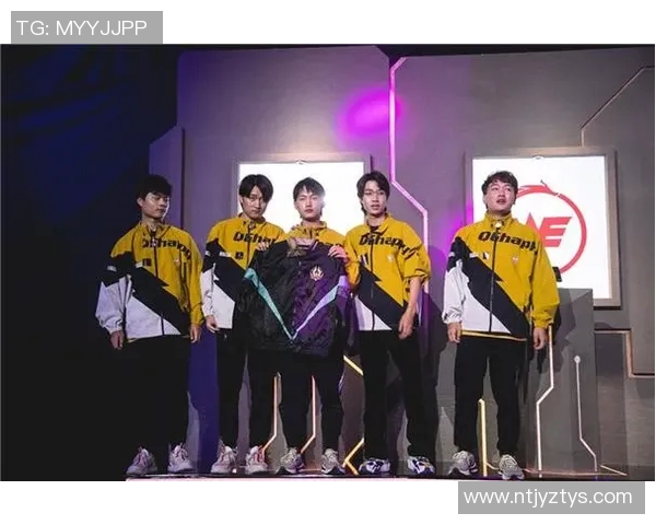 璀璨星光闪耀开幕式足球明星齐聚展现激情与荣耀 璀璨星光闪耀开幕式足球明星齐聚展现激情与荣耀